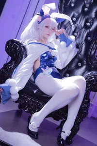Dreamy Aesthetics: Coser lunananya as Laffey II from Azur Lane - image 3