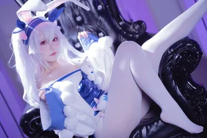 Dreamy Aesthetics: Coser lunananya as Laffey II from Azur Lane - image 10