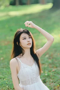 YiTuYu Art Language Vol.7484: The Grace of Xiao Le Ge Fei Xiang - image 5