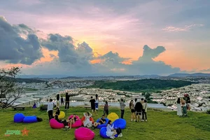 Romantic Da Lat: Capturing the Timeless Beauty of Vietnam's Misty Highland City - image 4