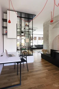 Milanese Minimalism: A Sun-Drenched 60m2 Apartment Redefined by Light and Iron Frames - image 1