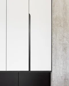Milanese Minimalism: A Sun-Drenched 60m2 Apartment Redefined by Light and Iron Frames - image 16