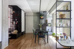 Milanese Minimalism: A Sun-Drenched 60m2 Apartment Redefined by Light and Iron Frames - image 2