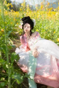 YiTuYu Art Language Vol.7132: Captivating Portraits of the Stunning Model A Xiao - image 15