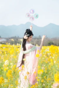 YiTuYu Art Language Vol.7132: Captivating Portraits of the Stunning Model A Xiao - image 1
