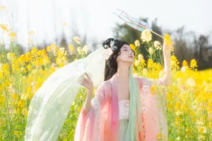 YiTuYu Art Language Vol.7132: Captivating Portraits of the Stunning Model A Xiao - image 13