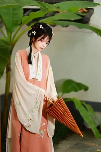 Exploring Aesthetic Photography in YiTuYu Art Language Vol.7845 Featuring Jie Ruan Tang - image 23