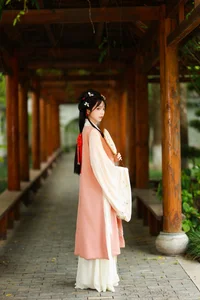 Exploring Aesthetic Photography in YiTuYu Art Language Vol.7845 Featuring Jie Ruan Tang - image 6