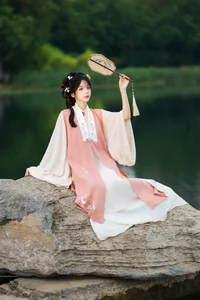 Exploring Aesthetic Photography in YiTuYu Art Language Vol.7845 Featuring Jie Ruan Tang - image 25