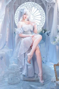Stunning Nikke Cinderella Crystal Princess Cosplay by Xuan Xiao Xue Jie: High-Quality Goddess of Victory Photography and Anime Inspiration - image 7