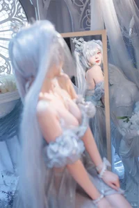 Stunning Nikke Cinderella Crystal Princess Cosplay by Xuan Xiao Xue Jie: High-Quality Goddess of Victory Photography and Anime Inspiration - image 10