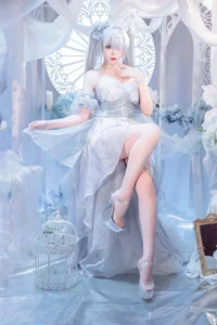 Stunning Nikke Cinderella Crystal Princess Cosplay by Xuan Xiao Xue Jie: High-Quality Goddess of Victory Photography and Anime Inspiration - image 17