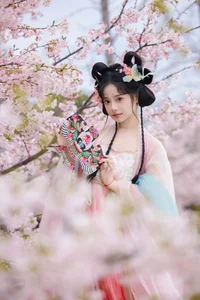 Xian Lu Shines in YiTuYu Art Language Vol.7463: Aesthetic Perfection Defined - image 24