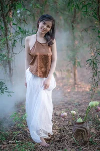 Stunning Visuals of Ngoc Tram: A Collection of Elegant and Bold Portraits - image 9