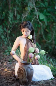 Stunning Visuals of Ngoc Tram: A Collection of Elegant and Bold Portraits - image 67