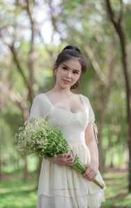 Stunning Visuals of Ngoc Tram: A Collection of Elegant and Bold Portraits - image 20