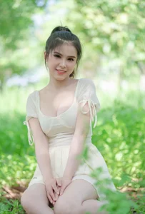 Stunning Visuals of Ngoc Tram: A Collection of Elegant and Bold Portraits - image 63