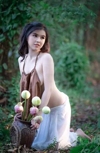 Stunning Visuals of Ngoc Tram: A Collection of Elegant and Bold Portraits - image 47
