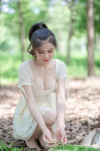 Stunning Visuals of Ngoc Tram: A Collection of Elegant and Bold Portraits - image 54