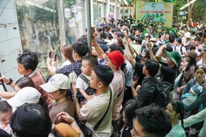 A Heartwarming Celebration: Saigon Zoo Thảo Cầm Viên Honors Retired Tiger with Special Birthday Party - image 9