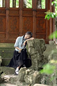 YiTuYu Art Language Vol.7136 – Artistic Vision with Jiao Yi Zhi Sui Sui - image 3