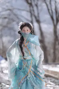 YiTuYu Vol.8542 Chi Yan Zai Zhe Li: Ethereal Beauty in Snow Discover Enchanting Art Language - image 5