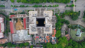 Luxury Real Estate Update: Tan Hoang Minh Ultra-Luxury Apartment Project Undergoes Surprise Rebranding and Name Change - image 1