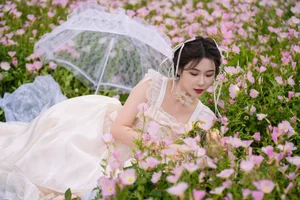 Art Language Vol.6200 Tian Hui - Stunning Portrait Photography and Aesthetic Visuals - image 23