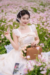 Art Language Vol.6200 Tian Hui - Stunning Portrait Photography and Aesthetic Visuals - image 15