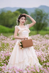 Art Language Vol.6200 Tian Hui - Stunning Portrait Photography and Aesthetic Visuals - image 0