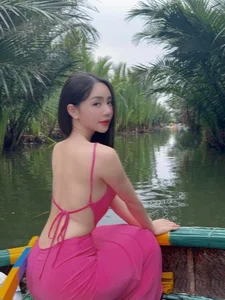 Fashion Forward: Hot Girl From Kem Xoi TV Sets Trends With Bold Cut-Out Dress and Elegant Style - image 1