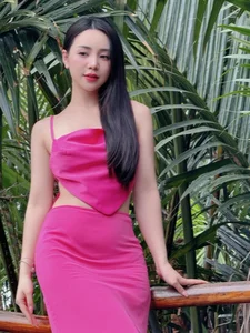 Fashion Forward: Hot Girl From Kem Xoi TV Sets Trends With Bold Cut-Out Dress and Elegant Style - image 0