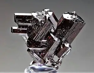 Explore Rutile: Mysterious Mineral with Unique Crystal Structure, Unexpected Applications - image 6