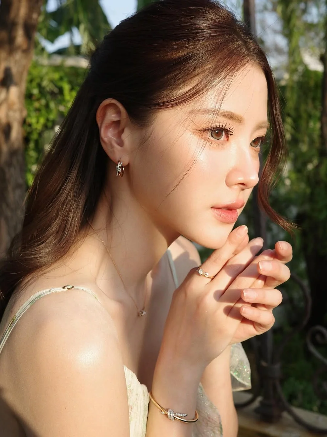 Stunning Close-Up Portraits of Thai Actress Baifern Pimchanok: Flawless Beauty and Artistic Photography Inspiration for Your Next Mood Board