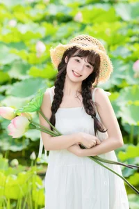 YiTuYu Art Language Vol.10233 Xia Yu Xiao Nian: A 28P Journey of Elegant Portraiture - image 9