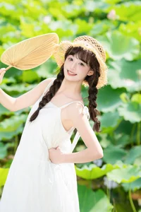 YiTuYu Art Language Vol.10233 Xia Yu Xiao Nian: A 28P Journey of Elegant Portraiture - image 15