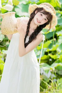 YiTuYu Art Language Vol.10233 Xia Yu Xiao Nian: A 28P Journey of Elegant Portraiture - image 25