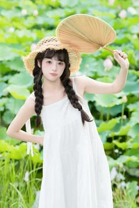 YiTuYu Art Language Vol.10233 Xia Yu Xiao Nian: A 28P Journey of Elegant Portraiture - image 10