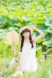 YiTuYu Art Language Vol.10233 Xia Yu Xiao Nian: A 28P Journey of Elegant Portraiture - image 8