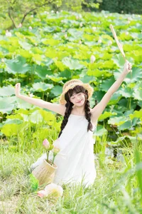 YiTuYu Art Language Vol.10233 Xia Yu Xiao Nian: A 28P Journey of Elegant Portraiture - image 3