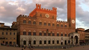 Discover the Breathtaking Filming Locations of 'Can This Love Be Translated?' in Italy, Japan, and Canada for Your Next Romantic Getaway - image 2