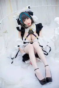 Coser Tomoyo-chan as Azur Lane's Cheshire: Captivating charm and sweet allure. - image 0