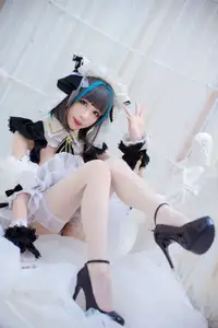 Coser Tomoyo-chan as Azur Lane's Cheshire: Captivating charm and sweet allure. - image 16