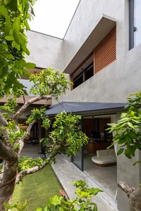 Innovative Concrete Architecture: A Unique Home Design for the Climate of Phan Rang - image 1