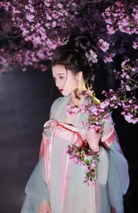 YiTuYu Art Language Vol.4699: Artistic Expressions with Model Wu Sui - image 5