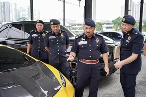 Inside the Massive Multi-Million Dollar Seized Supercar Collection in Malaysia: Over 50 Rare Ferraris, Lamborghinis, and Luxury Vehicles Recovered - image 2