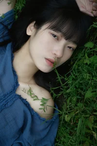 YiTuYu Art Language Vol.10331: Stunning Portrait Collection Featuring Model Shan Ye Xiao Guo - image 13