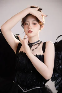 YiTuYu Art Language Vol.7906 Bai Lao Ban: A Masterpiece of Portraiture and Style - image 19