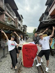 Miss Thuy Lam’s Life in Taiwan: Her 16-Year-Old Son Reaches a Towering 1.9m - image 2