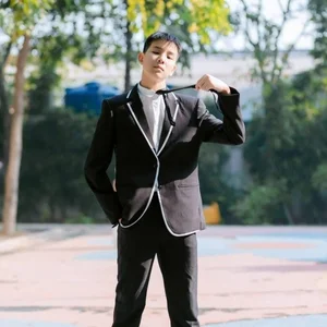 Miss Thuy Lam’s Life in Taiwan: Her 16-Year-Old Son Reaches a Towering 1.9m - image 6